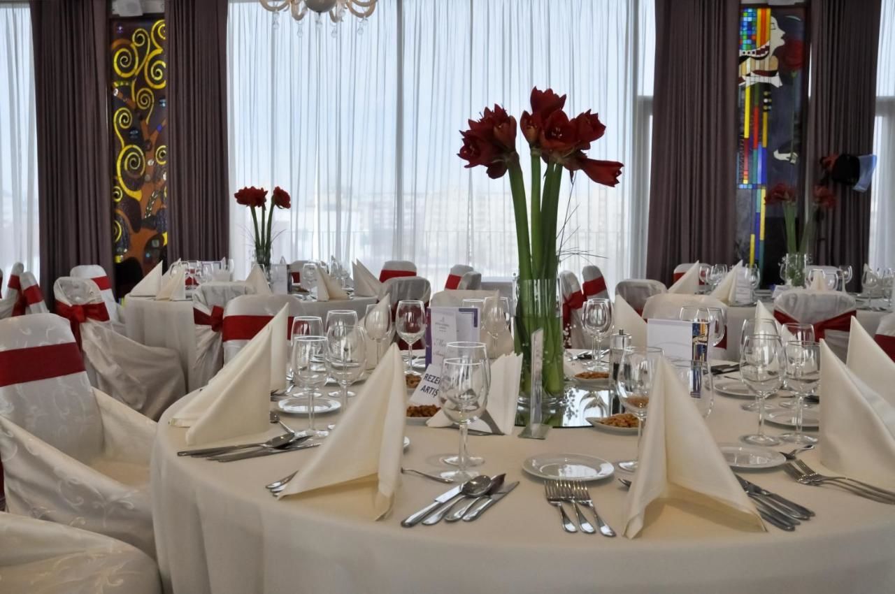 Отель Marshal Garden Hotel Бухарест-36