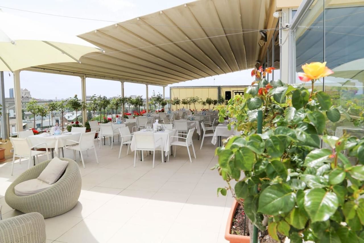 Отель Marshal Garden Hotel Бухарест-10