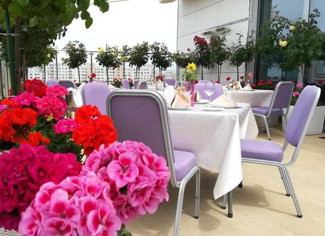 Отель Marshal Garden Hotel Бухарест-14