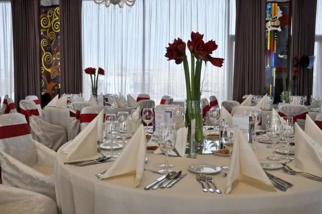 Отель Marshal Garden Hotel Бухарест-35